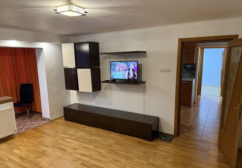 Colentina Rau, Bacila, langa ANL, Mc Donalds,